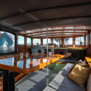 Lounge or saloon on Ocean Sherpa with posisbility of Arctic wildlife spotting
