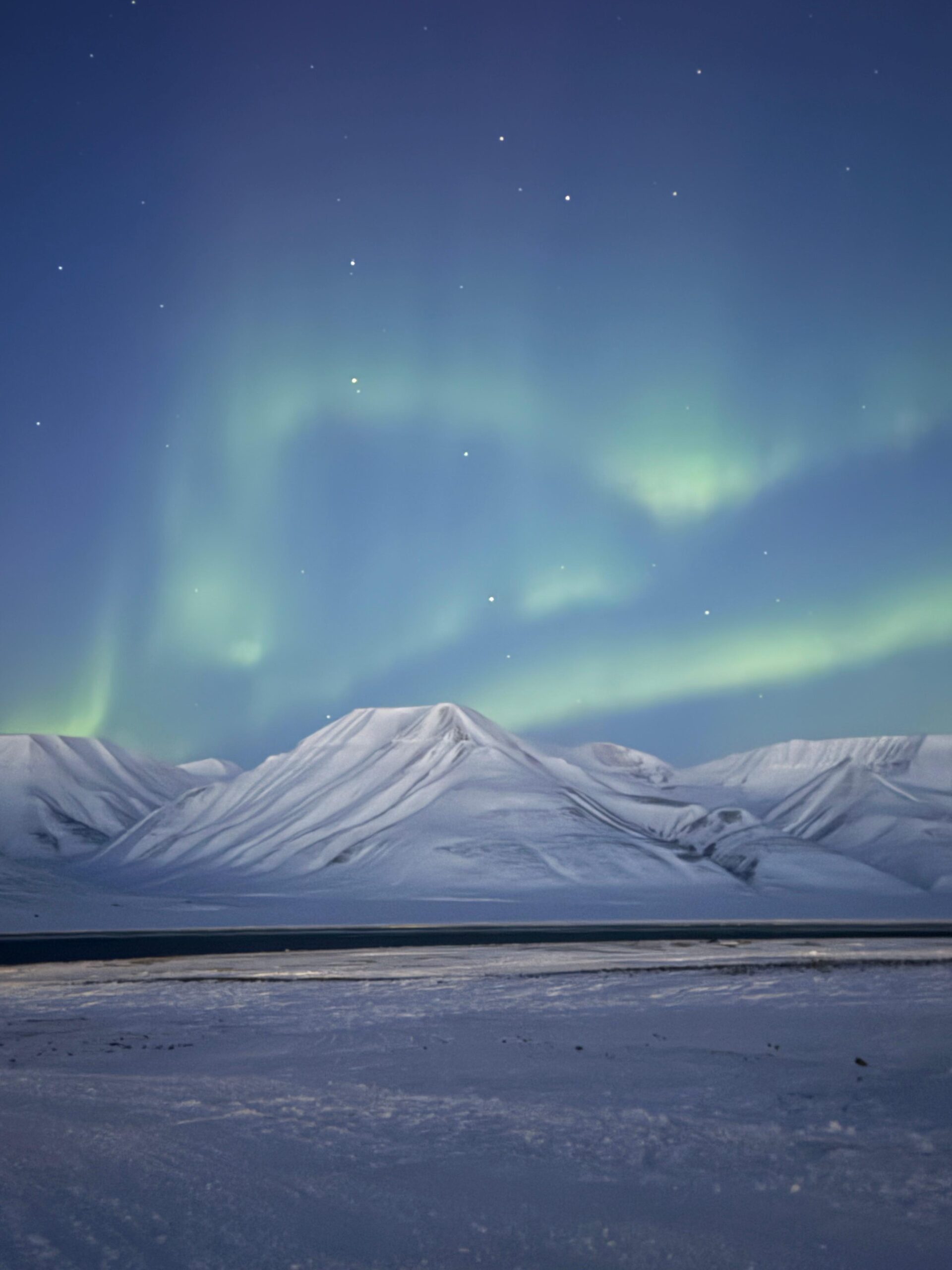 The best way to experience the northern lights is to have flexibility with a car - and not in big groups.