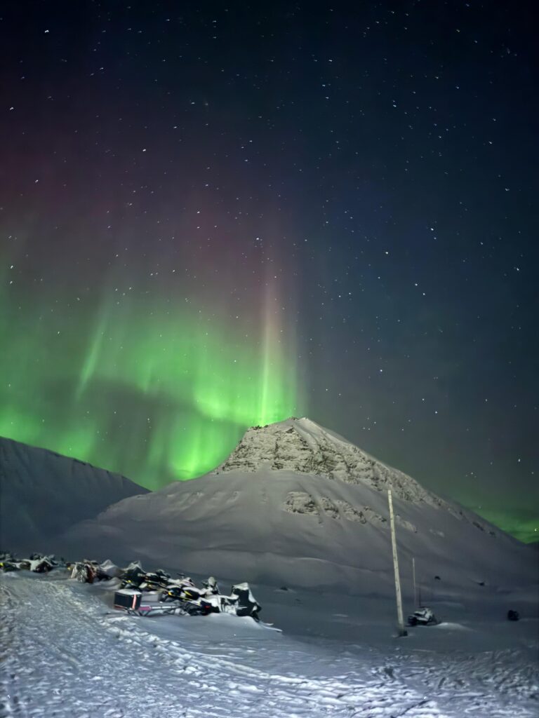 Join us for a private northern lights hunt to the best places to spot northern lights on Svalbard