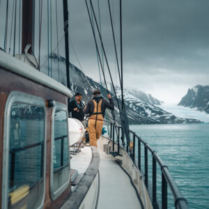 From fjord to fjord and from summit to sea for 5 days aboard saeftinghe