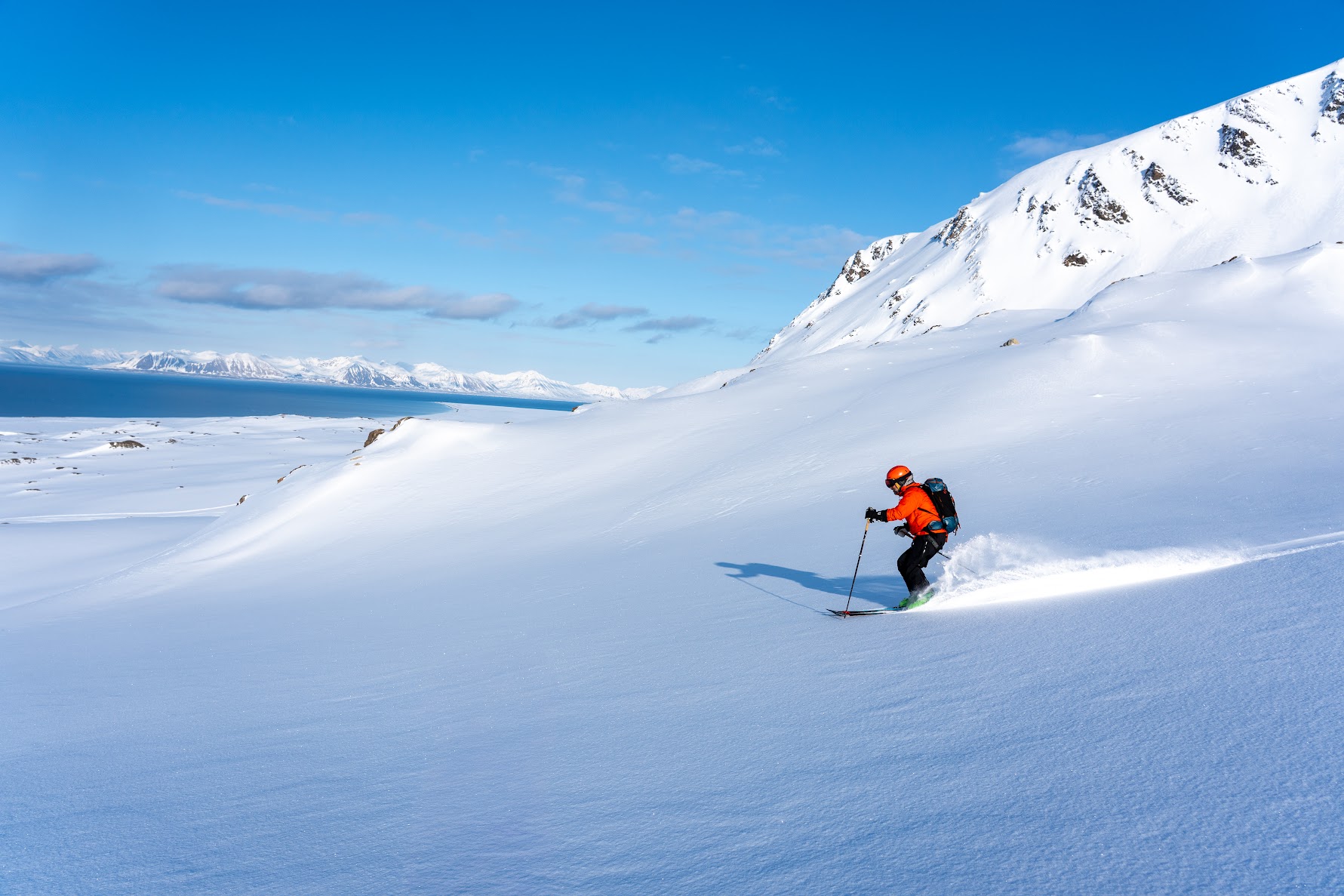 Ski touring in the remote mountains on Svalbard combined with sailing from fjord to fjord