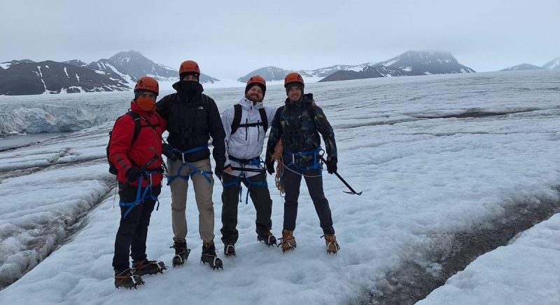 Join us on a Svalbard glacier hiking tour and RIB boat adventure into Isfjorden