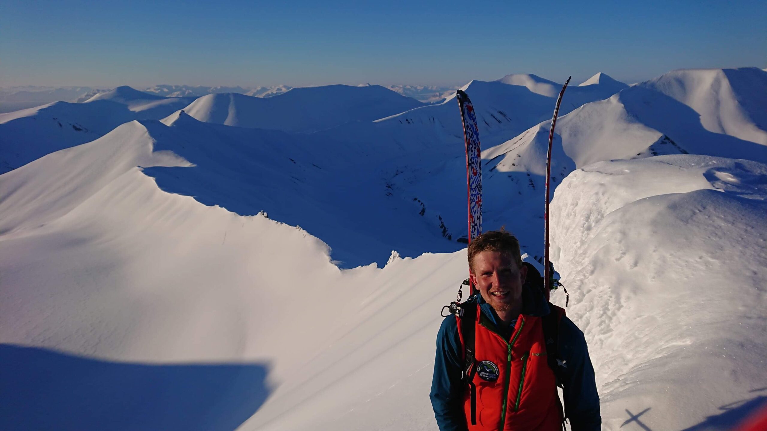 Svalbard ski touring and snowmobile gateway to Arctic mountains with Backyard Svalbard
