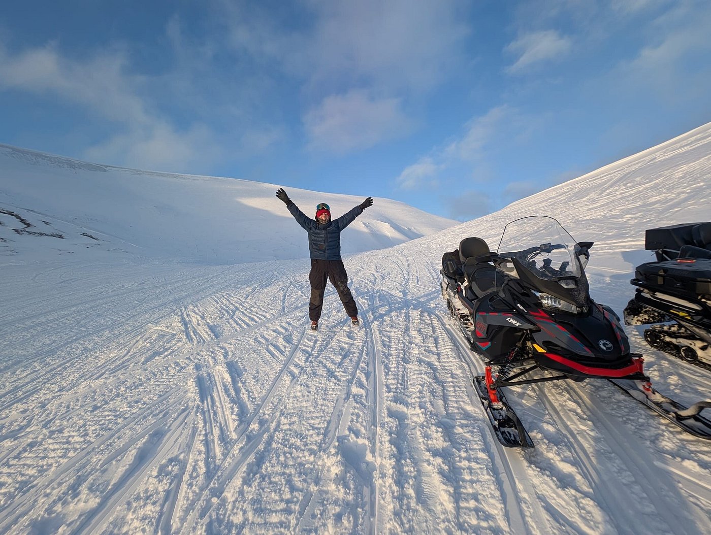 Svalbard snowmobile tour review from Sue - With Backyard Svalbard