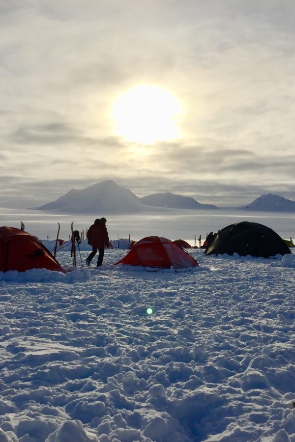The midnight sun will be our companion on the coast to coast ski crossing expedition on Svalbard