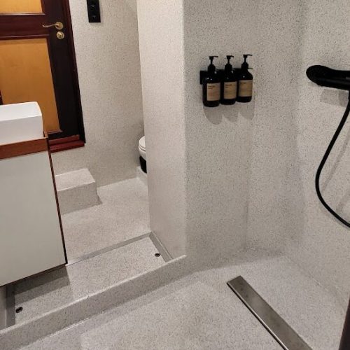 The toilet facilities aboard the ship Saeftinghe are updated modern and comfortable.
