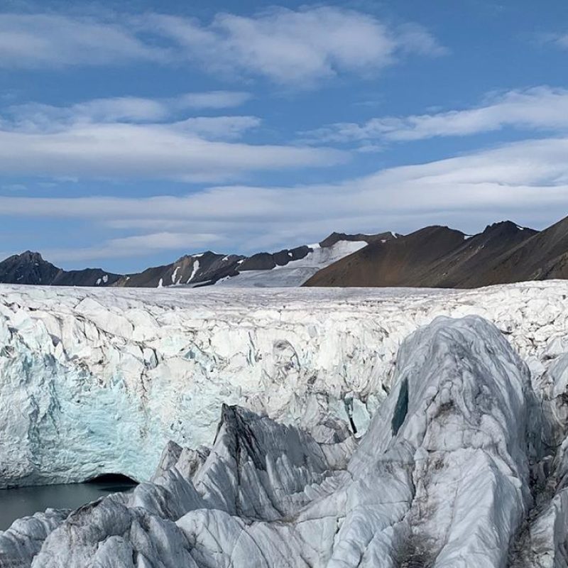 glacier hike advanced with Backyard Svalbard